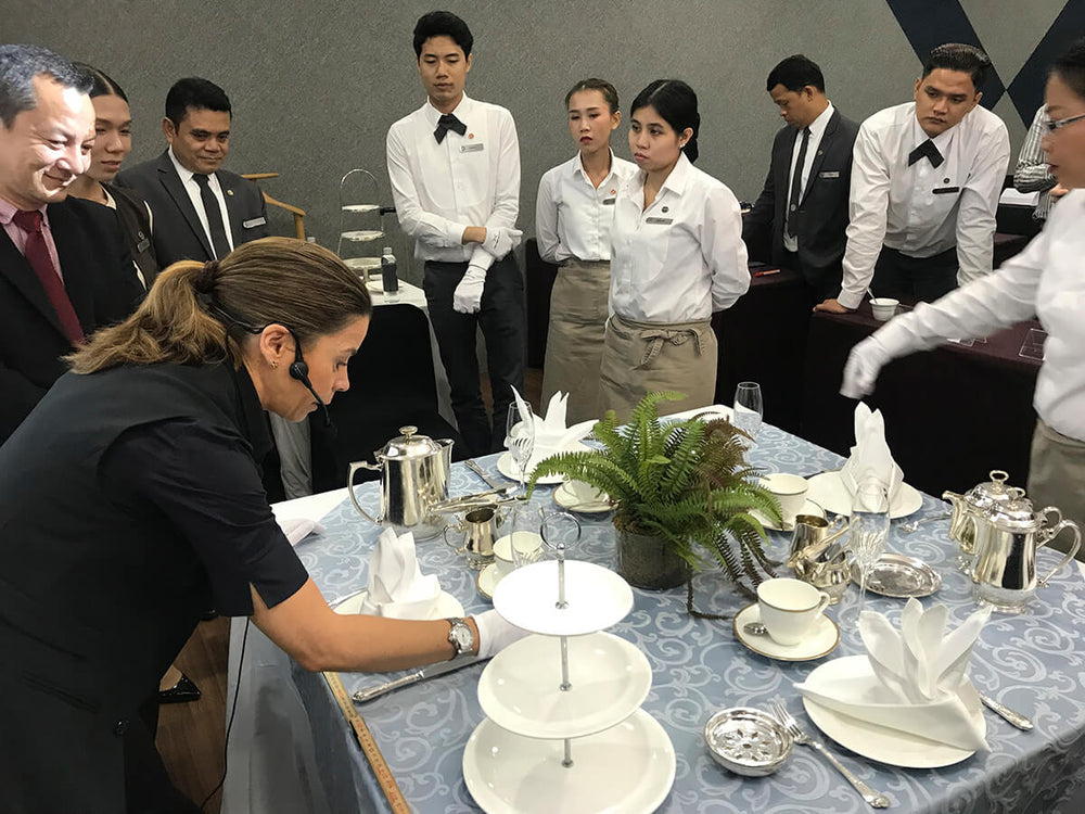 Butler School and Front of House Food & Beverage Training Bangkok, Tailandia Junio 2018
