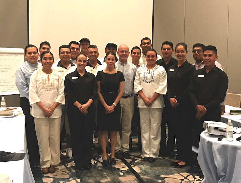 Training in the Service of Luxury for Training and Pool Service Grand Velas, End, B.C.S. I wither, 2017